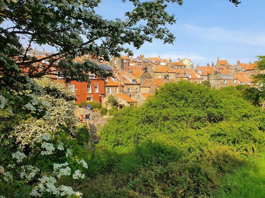 Beckside Cottage Robin Hood's Bay Esterno foto